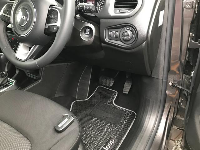 ジープ・レネゲード ロンジチュード ワンオーナー 純正ディスプレイオーディオ バックカメラ 純正16インチアルミ プッシュスタート Bluetooth ブラインドスポットモニター コーナーセンサー レーンアシスト クルーズコントロール(31枚目)