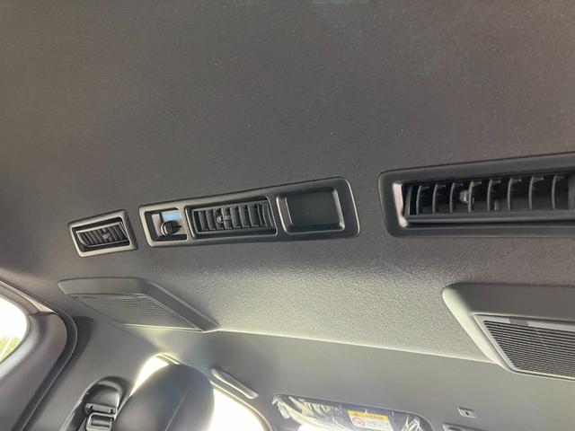 ハイエースバン スーパーGL ダークプライムII ETC バックカメラ ナビ TV レーンアシスト 衝突被害軽減システム 両側スライドドア オートマチックハイビーム オートライト スマートキー 電動格納ミラー AT USB(29枚目)