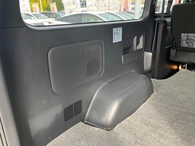 ハイエースバン スーパーGL ダークプライムII ETC バックカメラ ナビ TV レーンアシスト 衝突被害軽減システム 両側スライドドア オートマチックハイビーム オートライト スマートキー 電動格納ミラー AT USB(37枚目)