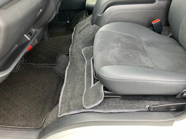 ハイエースバン スーパーGL ダークプライムII ETC バックカメラ ナビ TV レーンアシスト 衝突被害軽減システム 両側スライドドア オートマチックハイビーム オートライト スマートキー 電動格納ミラー AT USB(42枚目)