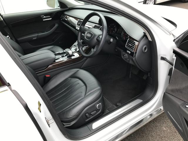 A8 3.0TFSIクワトロ 純正ナビ TV BOSEサウンド Bluetooth 黒革パワーシート シートヒーター クリアランスソナー クルーズコントロール パワートランク サンシェード 20インチアルミ(17枚目)
