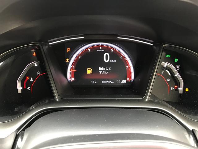 シビック ハッチバック　純正ナビ　フルセグＴＶ　バックカメラ　前後ドライブレコーダー　ＥＴＣ　クルーズコントロール　プッシュスタート　パドルシフト　衝突軽減　シートヒーター　レーンアシスト（14枚目）