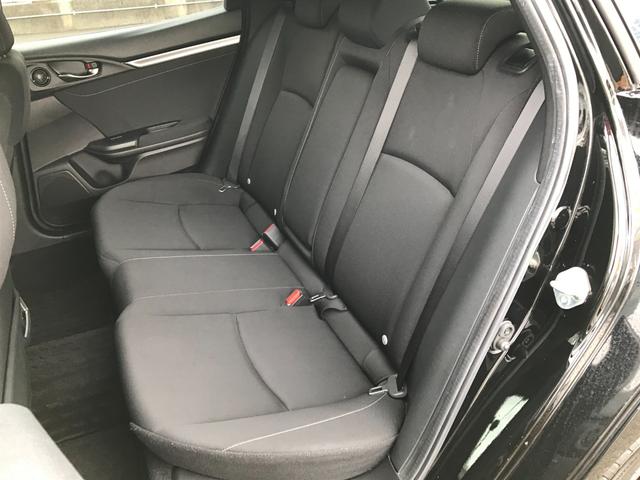 シビック ハッチバック　純正ナビ　フルセグＴＶ　バックカメラ　前後ドライブレコーダー　ＥＴＣ　クルーズコントロール　プッシュスタート　パドルシフト　衝突軽減　シートヒーター　レーンアシスト（24枚目）