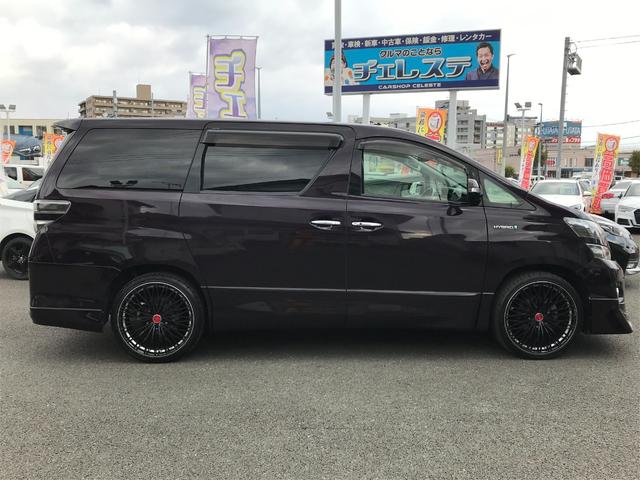 ヴェルファイアハイブリッド ＺＲ　Ｇエディション　メーカーナビ　サンルーフ　ＴＶ　　全周囲カメラ　リアモニター　パワーバックドア　左右パワースライドドア　フロントモデリスタスポイラー　社外２１インチアルミ　メモリー付き黒革パワーシート（7枚目）