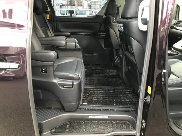 ヴェルファイアハイブリッド ＺＲ　Ｇエディション　メーカーナビ　サンルーフ　ＴＶ　　全周囲カメラ　リアモニター　パワーバックドア　左右パワースライドドア　フロントモデリスタスポイラー　社外２１インチアルミ　メモリー付き黒革パワーシート（21枚目）