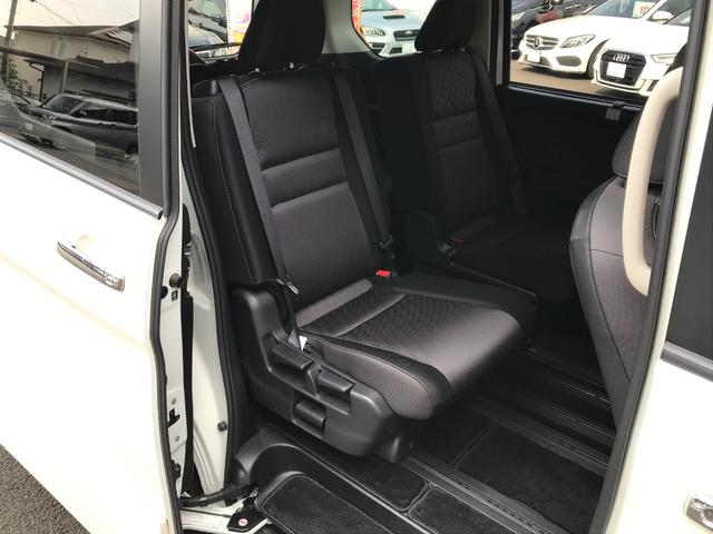 セレナ ハイウェイスターV 純正9インチナビ フルセグTV 全周囲カメラ 後席モニター エマージェンシーブレーキ レーダークルーズコントロール クリアランスソナー プロパイロット インテリジェントルームミラー BSM 寒冷地仕様(24枚目)