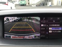 バックカメラ！駐車時に後方がリアルタイム映像で確認出来ます。大型商業施設や立体駐車場での駐車時や、夜間のバック時に大活躍！今や必須の装備のひとつです。 6