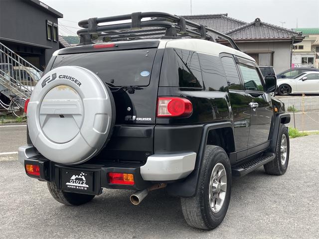 ＦＪクルーザー カラーパッケージ　４ＷＤ　ドライブレコーダー　ＥＴＣ　クリアランスソナー　オートクルーズコントロール　ナビ　キーレスエントリー　ＡＴ　盗難防止システム　衝突安全ボディ　ＣＤ　ＤＶＤ再生　ミュージックプレイヤー接続可（17枚目）