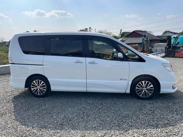 セレナ ハイウェイスター　Ｖセレ＋セーフティ　ＳＨＶ　Ａセフ　ＥＴＣ　全周囲カメラ　ナビ　ＴＶ　クリアランスソナー　オートクルーズコントロール　レーンアシスト　衝突被害軽減システム　両側電動スライドドア　ＬＥＤヘッドランプ　スマートキー　電動格納ミラー（18枚目）