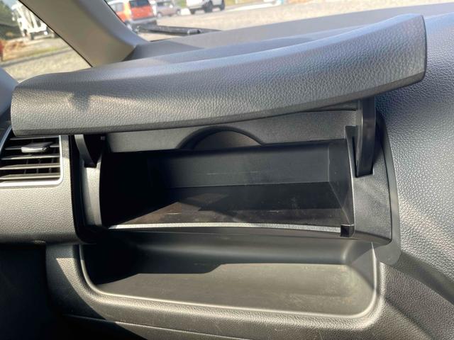 セレナ ハイウェイスター　Ｖセレ＋セーフティ　ＳＨＶ　Ａセフ　ＥＴＣ　全周囲カメラ　ナビ　ＴＶ　クリアランスソナー　オートクルーズコントロール　レーンアシスト　衝突被害軽減システム　両側電動スライドドア　ＬＥＤヘッドランプ　スマートキー　電動格納ミラー（37枚目）