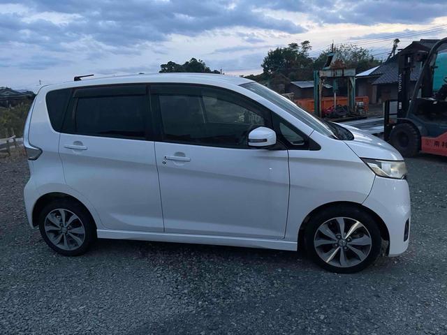 この度は当店のお車をご覧になっていただき、誠にありがとうございます。ぜひじっくりとご検討下さい。気軽にお問合せ・お見積りお待ちしております。