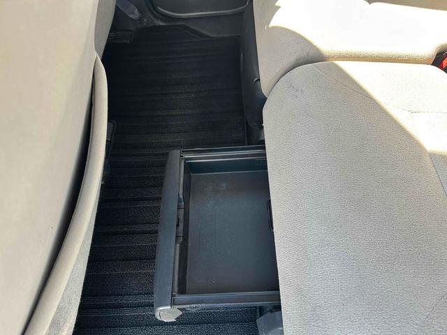 ムーヴキャンバス Ｇメイクアップ　ＳＡＩＩＩ　ＥＴＣ　バックカメラ　両側電動スライドドア　ナビ　ＴＶ　クリアランスソナー　衝突被害軽減システム　オートマチックハイビーム　ＬＥＤヘッドランプ　スマートキー　アイドリングストップ　電動格納ミラー（34枚目）