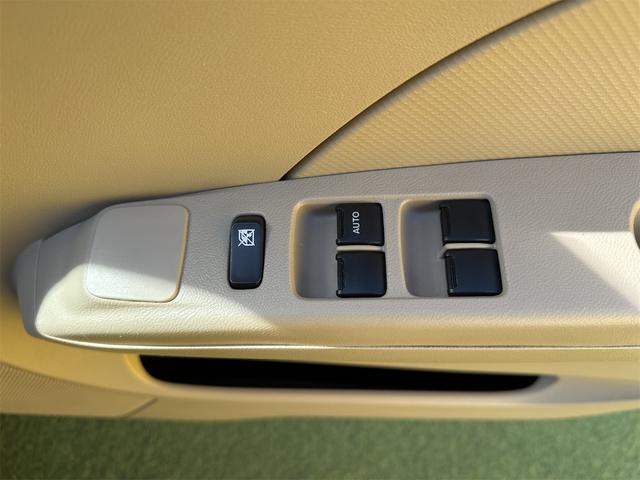 アルト F キーレス ETC付き 純正CDオーディオ付 盗難警報装置 衝突安全ボディ ライトレベライザー エアコン パワステ カーペットマット・バイザー 走行距離6万キロ代(25枚目)