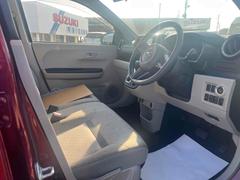 車を運転する際には運転席の存在は欠かせません。なのでしっかりとチェックしたいポイントですね。 2