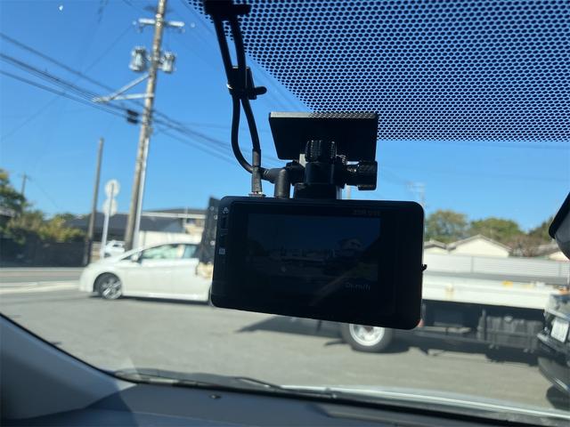 アクア G ドライブレコーダー ETC 全周囲カメラ クリアランスソナー オートクルーズコントロール レーンアシスト 衝突被害軽減システム オートマチックハイビーム オートライト LEDヘッドランプ スマートキー(30枚目)