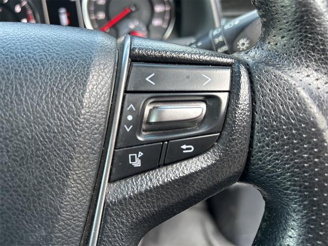 �n���h���ɂ��ڗ�����C��͌�����܂���B�ڐ���傫�����炷���ƂȂ��{�^���̑�����s�����Ƃ��ł��܂��B