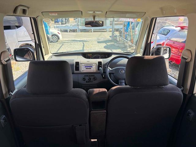 タント カスタムＬ　ＨＩＤ　キーレスエントリー　電動格納ミラー　ベンチシート　ＡＴ　盗難防止システム　ＡＢＳ　ＣＤ　ＭＤ　衝突安全ボディ　エアコン　パワーステアリング（10枚目）