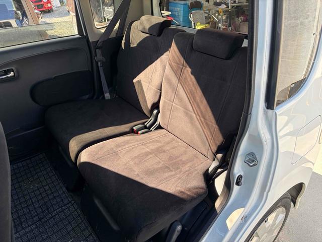 タント カスタムＬ　ＨＩＤ　キーレスエントリー　電動格納ミラー　ベンチシート　ＡＴ　盗難防止システム　ＡＢＳ　ＣＤ　ＭＤ　衝突安全ボディ　エアコン　パワーステアリング（12枚目）