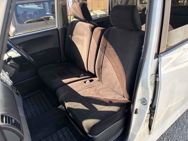 タント カスタムＬ　ＨＩＤ　キーレスエントリー　電動格納ミラー　ベンチシート　ＡＴ　盗難防止システム　ＡＢＳ　ＣＤ　ＭＤ　衝突安全ボディ　エアコン　パワーステアリング（13枚目）