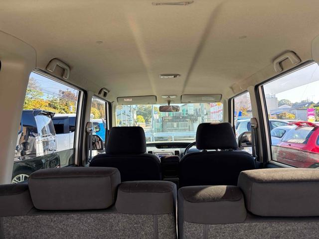 タント カスタムＬ　ＨＩＤ　キーレスエントリー　電動格納ミラー　ベンチシート　ＡＴ　盗難防止システム　ＡＢＳ　ＣＤ　ＭＤ　衝突安全ボディ　エアコン　パワーステアリング（15枚目）