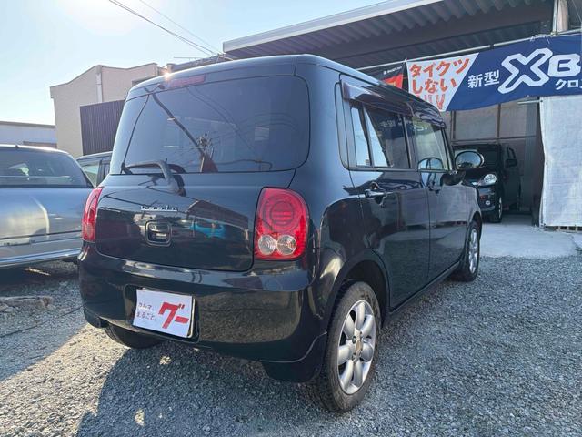 アルトラパン Ｘ　ＴＶ　スマートキー　電動格納ミラー　ベンチシート　ＣＶＴ　盗難防止システム　ＡＢＳ　ＣＤ　ＤＶＤ再生　ＵＳＢ　アルミホイール　衝突安全ボディ　エアコン　パワーステアリング　パワーウィンドウ（6枚目）