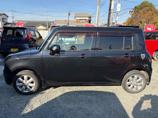 アルトラパン Ｘ　ＴＶ　スマートキー　電動格納ミラー　ベンチシート　ＣＶＴ　盗難防止システム　ＡＢＳ　ＣＤ　ＤＶＤ再生　ＵＳＢ　アルミホイール　衝突安全ボディ　エアコン　パワーステアリング　パワーウィンドウ（7枚目）