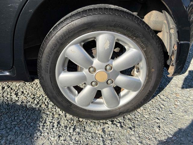 アルトラパン Ｘ　ＴＶ　スマートキー　電動格納ミラー　ベンチシート　ＣＶＴ　盗難防止システム　ＡＢＳ　ＣＤ　ＤＶＤ再生　ＵＳＢ　アルミホイール　衝突安全ボディ　エアコン　パワーステアリング　パワーウィンドウ（25枚目）