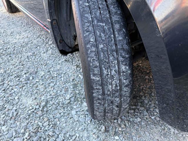 アルトラパン Ｘ　ＴＶ　スマートキー　電動格納ミラー　ベンチシート　ＣＶＴ　盗難防止システム　ＡＢＳ　ＣＤ　ＤＶＤ再生　ＵＳＢ　アルミホイール　衝突安全ボディ　エアコン　パワーステアリング　パワーウィンドウ（28枚目）