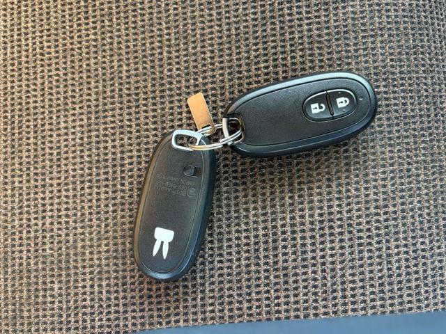 アルトラパン Ｘ　ＴＶ　スマートキー　電動格納ミラー　ベンチシート　ＣＶＴ　盗難防止システム　ＡＢＳ　ＣＤ　ＤＶＤ再生　ＵＳＢ　アルミホイール　衝突安全ボディ　エアコン　パワーステアリング　パワーウィンドウ（29枚目）