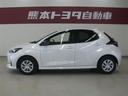 ヤリス G ・1.0L 衝突回避支援TSS 8インチDA/フルセグTV パノラミックビュー ETC AUTOライト 電動格納ドアミラー スマートエントリー 充電用USB ワンオーナー車 ロングラン保証付 中古車画像_3