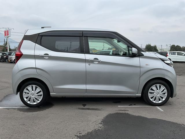 デイズ S 保証12ヵ月・走行無制限 ETC バックカメラ ナビ TV クリアランスソナー 衝突被害軽減システム オートライト キーレスエントリー アイドリングストップ 電動格納ミラー ベンチシート CVT(15枚目)