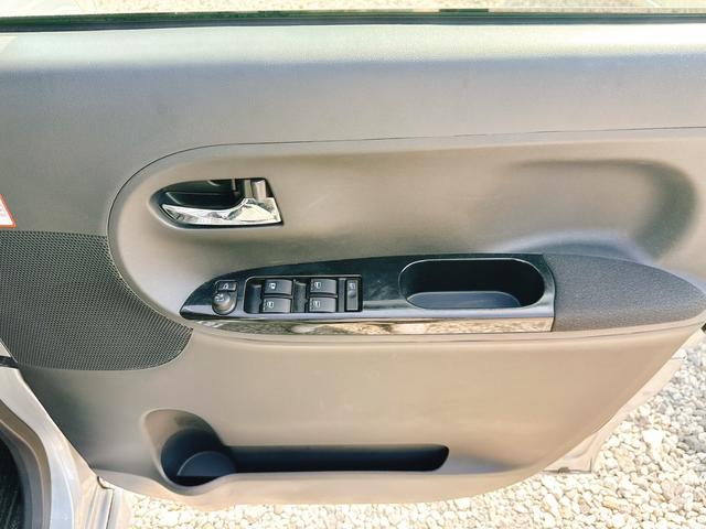 タント カスタムＸ　ＳＡ　ＥＴＣ　両側スライド・片側電動　衝突被害軽減システム　オートライト　ＬＥＤヘッドランプ　スマートキー　アイドリングストップ　電動格納ミラー　ベンチシート　ＣＶＴ　盗難防止システム　ＡＢＳ　ＥＳＣ　ＣＤ（25枚目）