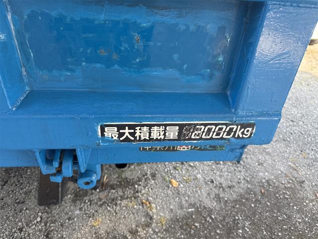 キャンター ダンプ　ＭＴ　後輪ダブル　エアコン　運転席エアバッグ（13枚目）