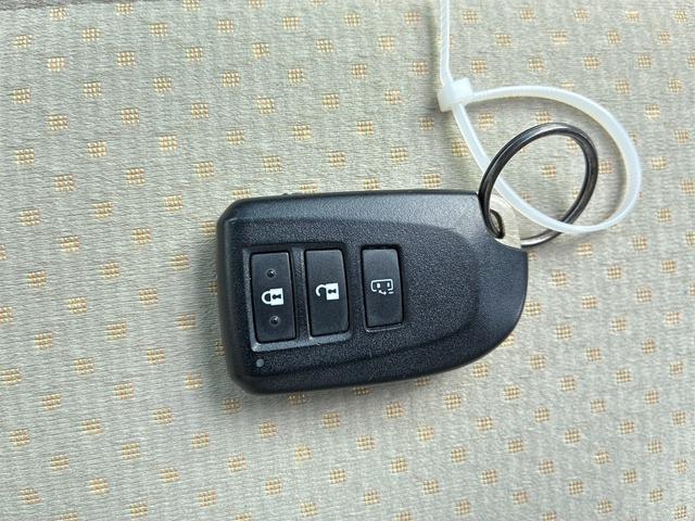 ポルテ F 助手席回転シート ドライブレコーダー ETC バックカメラ ナビ TV レーンアシスト 衝突被害軽減システム 電動スライドドア スマートキー 電動格納ミラー オートマチック(10枚目)