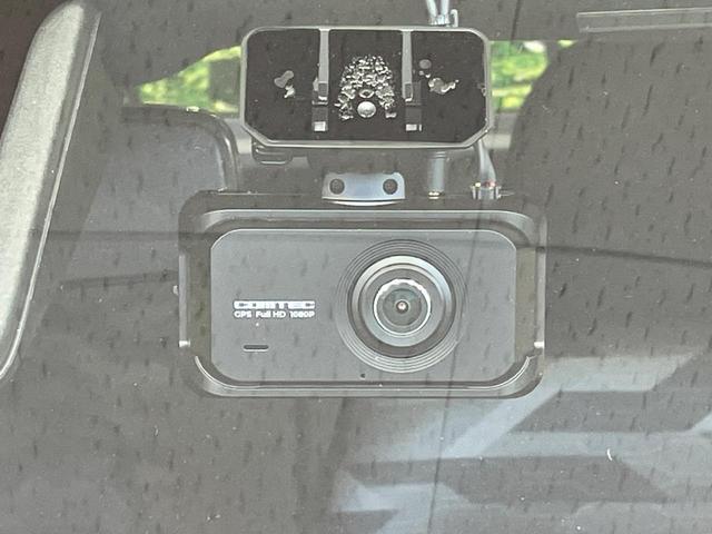 タフト Ｇ　ダーククロムベンチャー　ガラスルーフ　バックカメラ　メーカー９型ディスプレイオーディオ　衝突軽減装置　禁煙車　前席シートヒーター　ドラレコ　コーナーセンサー　スマートキー　ＬＥＤヘッド　ルーフレール　オートハイビーム（33枚目）