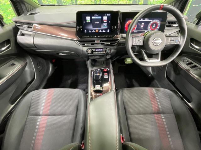 オーラ ニスモ　フルエアロ　メーカー９型ナビ　全周囲カメラ　衝突軽減装置　プロパイロット　禁煙車　前席シートヒーター　ハーフレザーシート　ドラレコ　コーナーセンサー　スマートキー　ＬＥＤヘッド　ＥＴＣ　車線逸脱警報（2枚目）