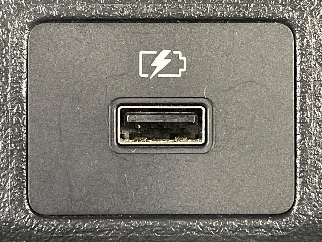 オーラ Ｇ　純正９型ナビ　全周囲カメラ　ＢＯＳＥサウンド　衝突軽減装置　レーダークルーズ　ハーフレザーシート　ドラレコ　コーナーセンサー　スマートキー　ＬＥＤヘッド　ＥＴＣ　オートハイビーム　車線逸脱警報（31枚目）