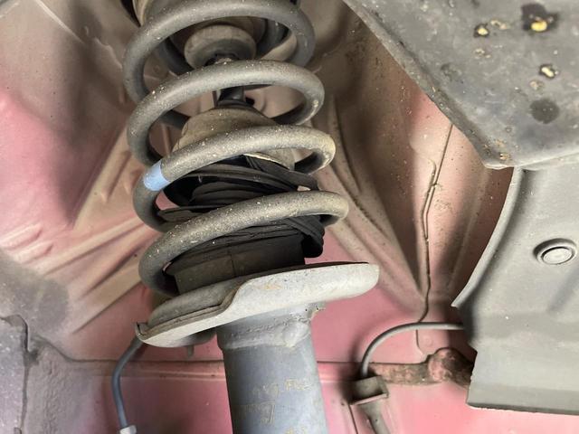 デイズルークス ハイウェイスター　Ｘ　電動スライドドア　全周囲カメラ　衝突軽減装置　禁煙車　スマートキー　ＨＩＤヘッド　オートエアコン　純正１４インチアルミ　ＣＤ　革巻きステアリング　フォグライト　電動格納ミラー　後席格納（18枚目）