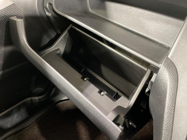 デイズルークス ハイウェイスター　Ｘ　電動スライドドア　全周囲カメラ　衝突軽減装置　禁煙車　スマートキー　ＨＩＤヘッド　オートエアコン　純正１４インチアルミ　ＣＤ　革巻きステアリング　フォグライト　電動格納ミラー　後席格納（40枚目）