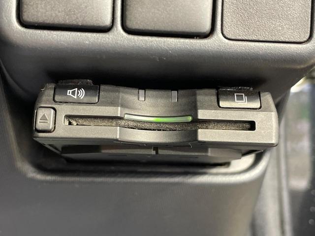 アクア G 純正ナビ バックカメラ 前席シートヒーター スマートキー LEDヘッド ETC オートライト オートエアコン 純正15インチアルミ Bluetooth CD DVD再生 フルセグ 革巻きステアリング(7枚目)