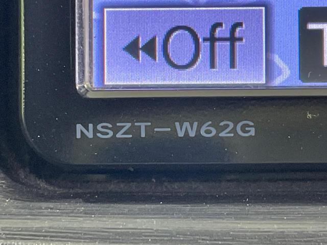 アクア G 純正ナビ バックカメラ 前席シートヒーター スマートキー LEDヘッド ETC オートライト オートエアコン 純正15インチアルミ Bluetooth CD DVD再生 フルセグ 革巻きステアリング(31枚目)