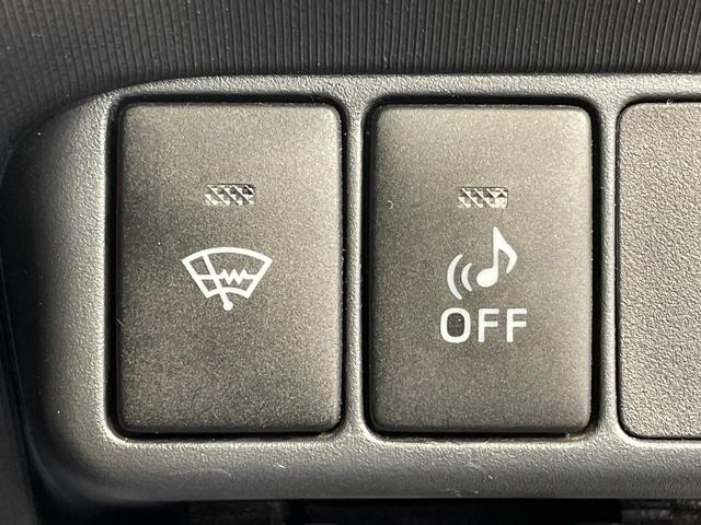 アクア G 純正ナビ バックカメラ 前席シートヒーター スマートキー LEDヘッド ETC オートライト オートエアコン 純正15インチアルミ Bluetooth CD DVD再生 フルセグ 革巻きステアリング(51枚目)