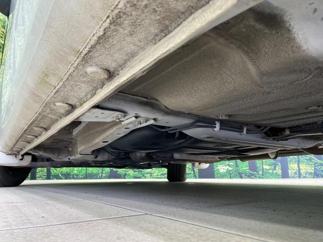 フィット G・10thアニバーサリー 純正SDナビ 禁煙車 スマートキー LEDヘッド オートライト CD DVD再生 地デジ(22枚目)