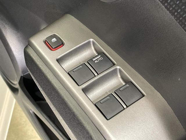 フィット G・10thアニバーサリー 純正SDナビ 禁煙車 スマートキー LEDヘッド オートライト CD DVD再生 地デジ(49枚目)