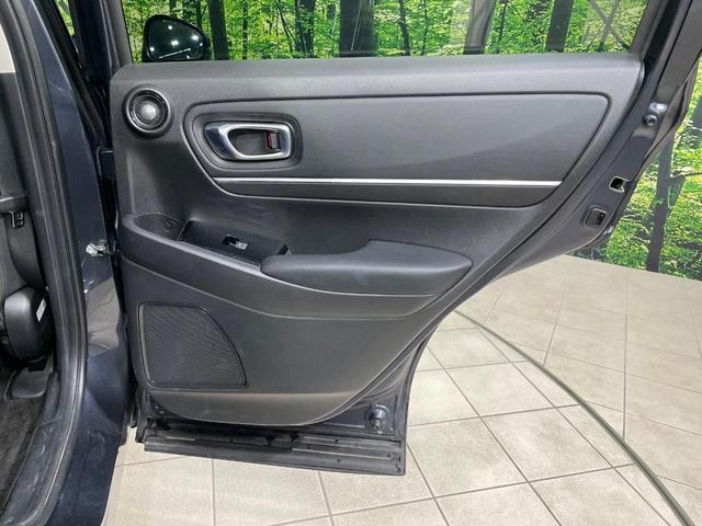 ヴェゼル e:HEV Z 全周囲カメラ 衝突被害軽減システム レーダークルーズ 電動リアゲート ハーフレザーシート コーナーセンサー スマートキー LEDヘッド ETC2.0 オートハイビーム 車線逸脱警報 オートライト(35枚目)