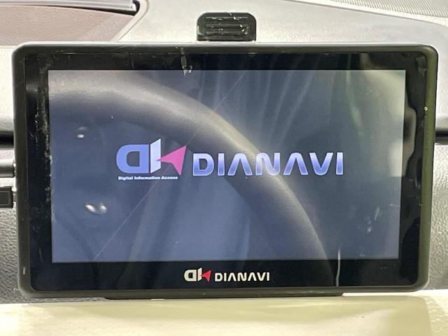 ワゴンR ハイブリッドFX 衝突被害軽減システム シートヒーター ドラレコ コーナーセンサー スマートキー オートハイビーム 車線逸脱警報 オートライト オートエアコン CD(3枚目)