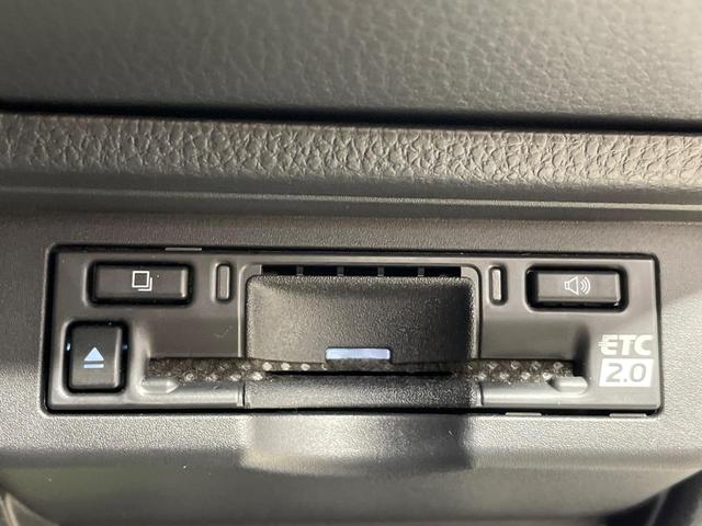 プリウス Ｚ　純正１２インチナビ　全周囲カメラ　衝突被害軽減システム　レーダークルーズ　禁煙車　前席シートエアコン　コーナーセンサー　スマートキー　ＬＥＤヘッドライト　ＥＴＣ２．０　オートハイビーム（6枚目）