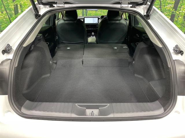 プリウス Ｚ　純正１２インチナビ　全周囲カメラ　衝突被害軽減システム　レーダークルーズ　禁煙車　前席シートエアコン　コーナーセンサー　スマートキー　ＬＥＤヘッドライト　ＥＴＣ２．０　オートハイビーム（10枚目）