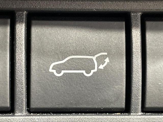 プリウス Ｚ　純正１２インチナビ　全周囲カメラ　衝突被害軽減システム　レーダークルーズ　禁煙車　前席シートエアコン　コーナーセンサー　スマートキー　ＬＥＤヘッドライト　ＥＴＣ２．０　オートハイビーム（39枚目）