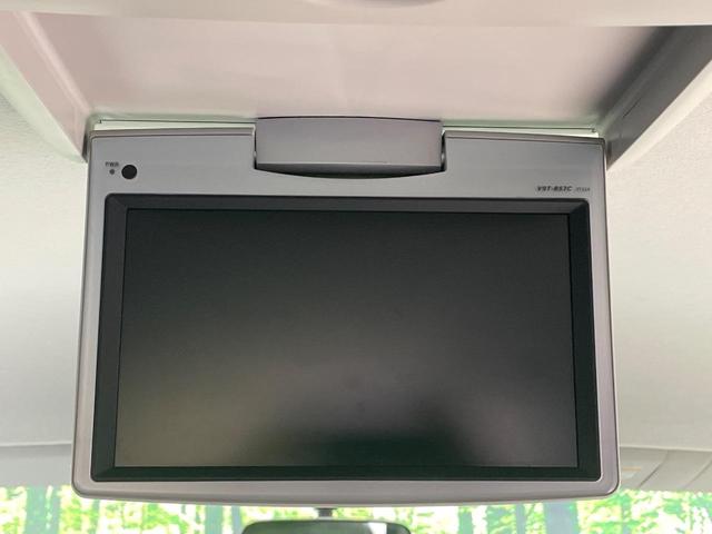 ノア Ｓ　両側電動ドア　純正ＨＤＤナビ　後席モニター　バックカメラ　禁煙車　スマートキー　ＨＩＤヘッド　ビルトインＥＴＣ　デュアルエアコン　ＣＤ　ＤＶＤ再生　地デジ（6枚目）